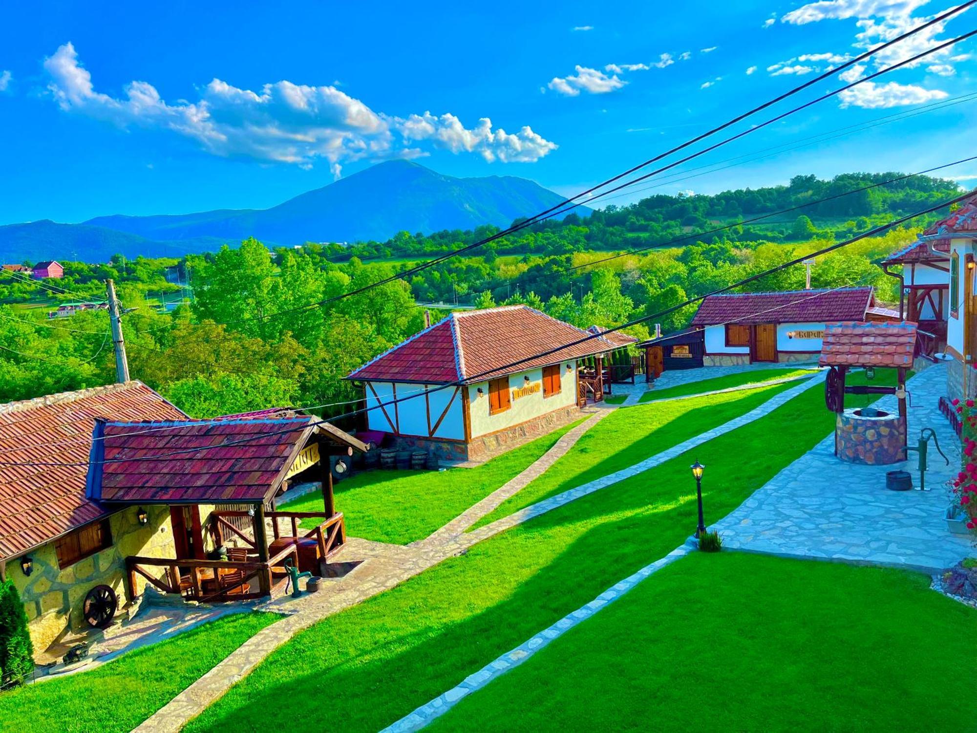 Hotel Etno Selo Stanojevic à Boljevac Extérieur photo