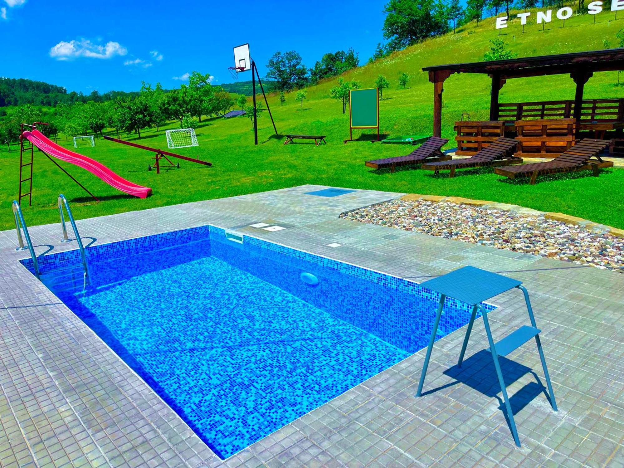 Hotel Etno Selo Stanojevic à Boljevac Extérieur photo
