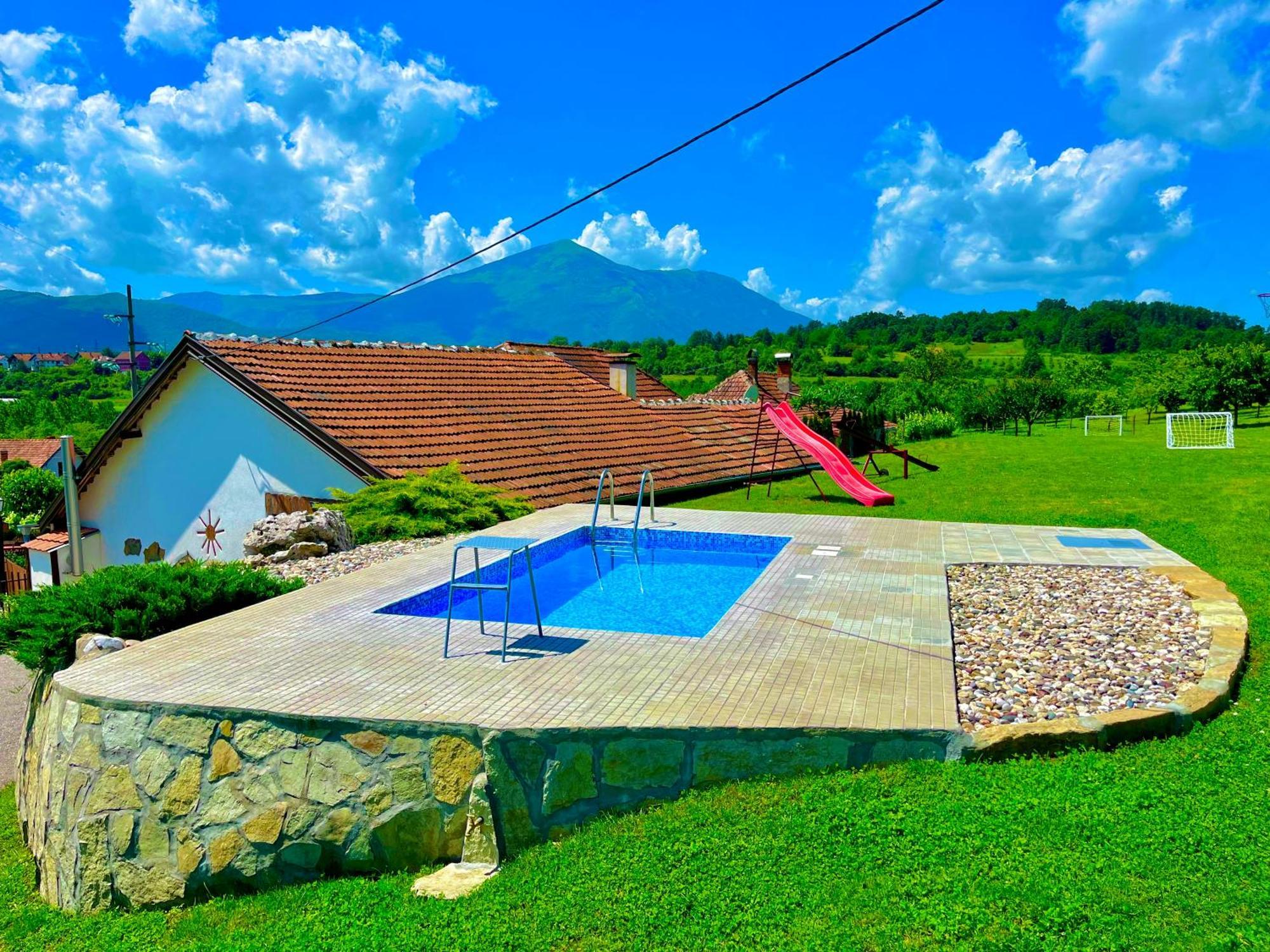 Hotel Etno Selo Stanojevic à Boljevac Extérieur photo