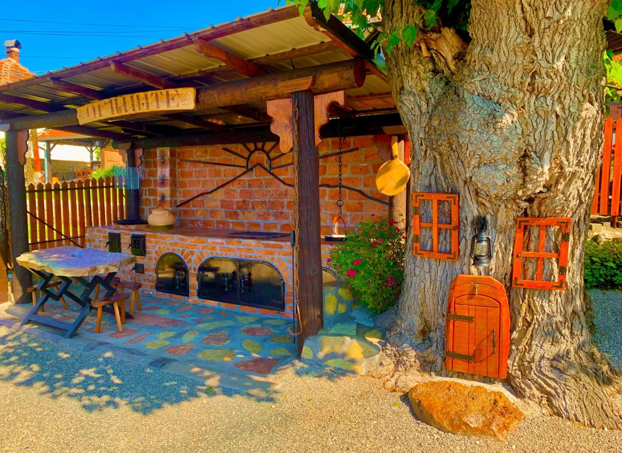 Hotel Etno Selo Stanojevic à Boljevac Extérieur photo
