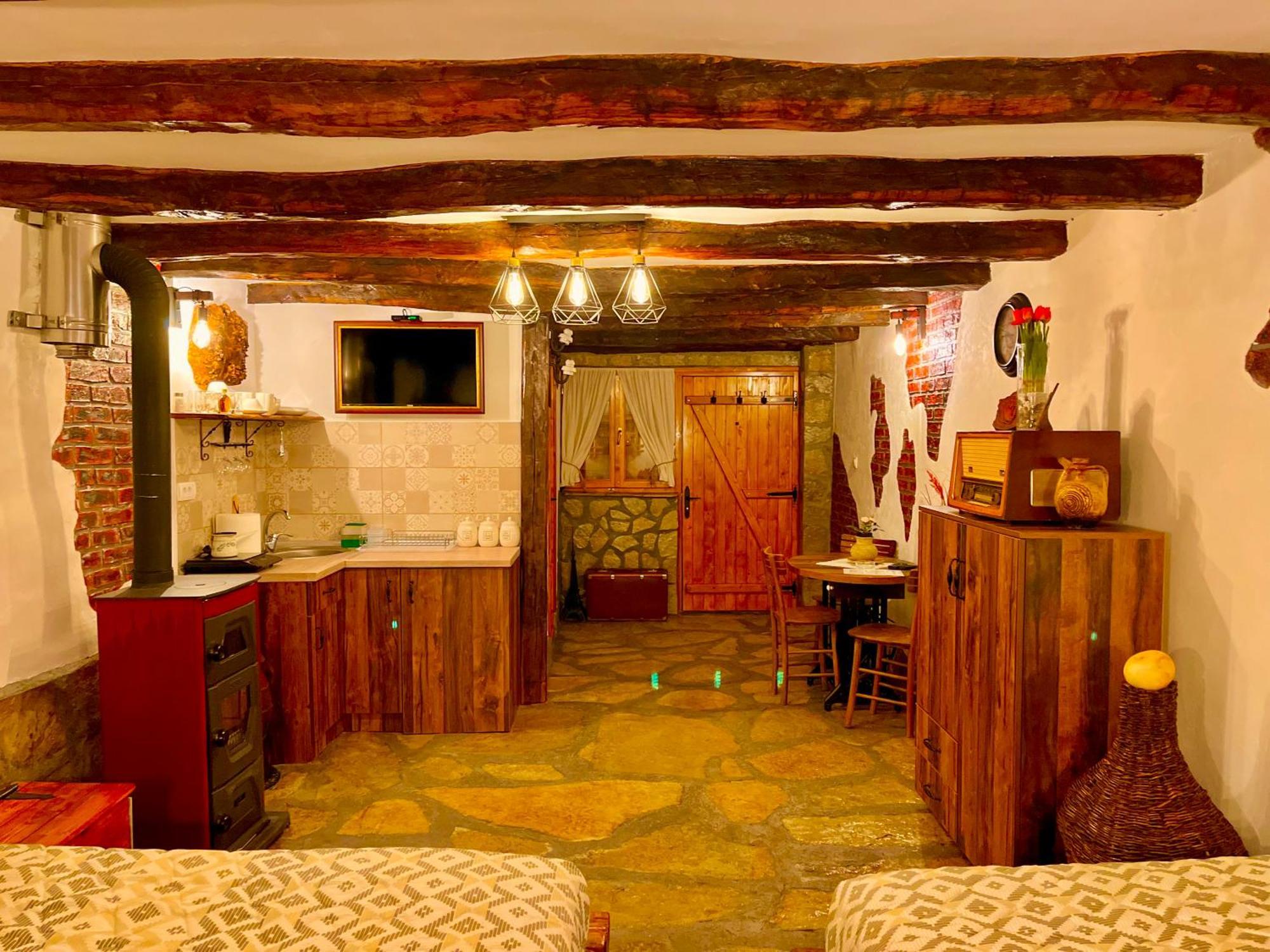 Hotel Etno Selo Stanojevic à Boljevac Extérieur photo