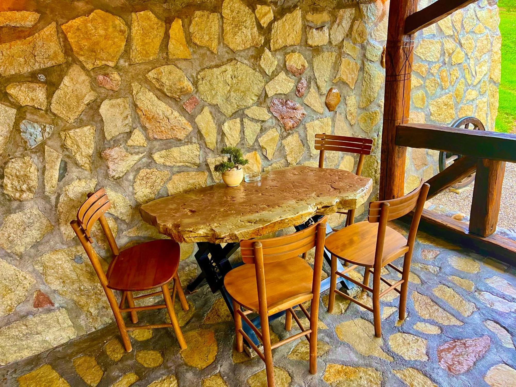 Hotel Etno Selo Stanojevic à Boljevac Extérieur photo